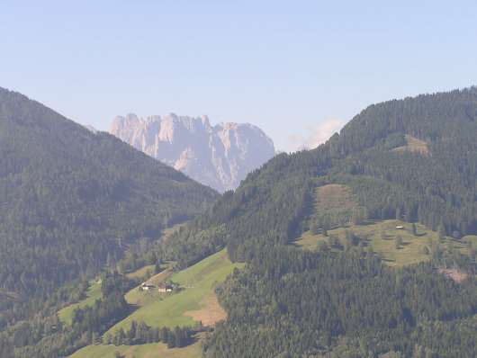 Bereits bei der Auffahrt zeigten sich die osttiroler Lienzer Dolomiten.